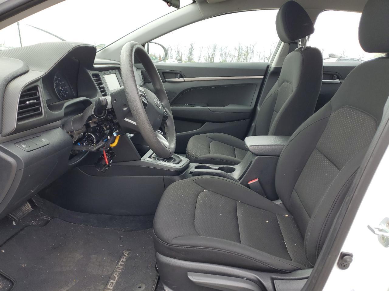 2019 Hyundai Elantra Se - Image 7