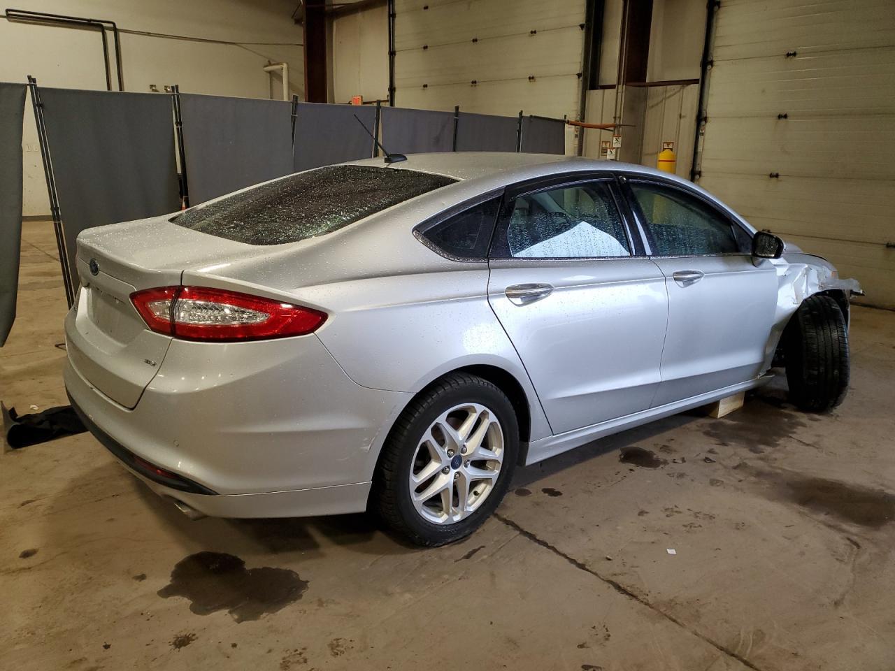 2016 Ford Fusion Se - Image 3