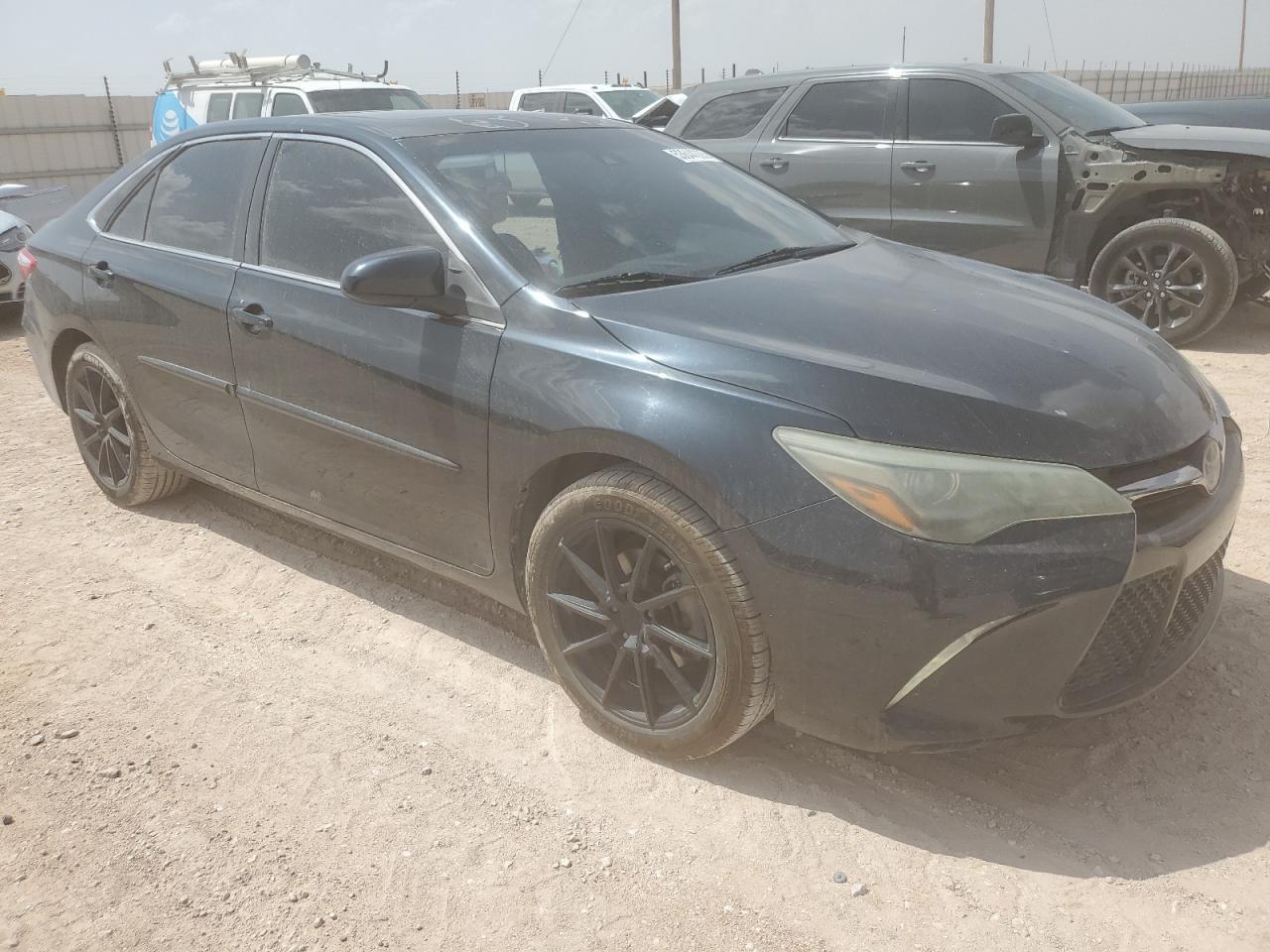 2015 Toyota Camry Xse - Image 4