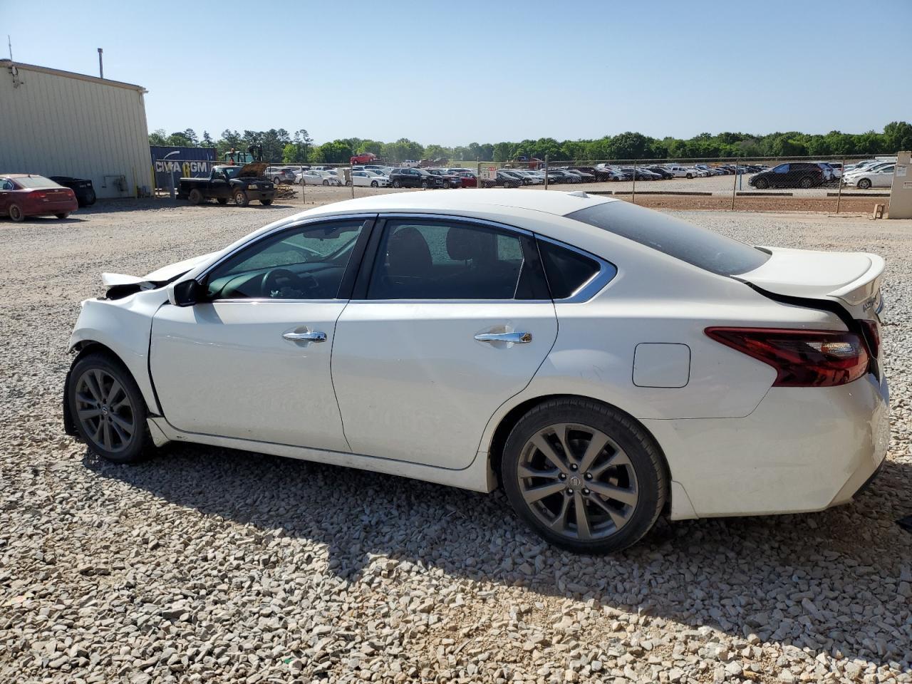 2018 Nissan Altima 2.5 - Image 2