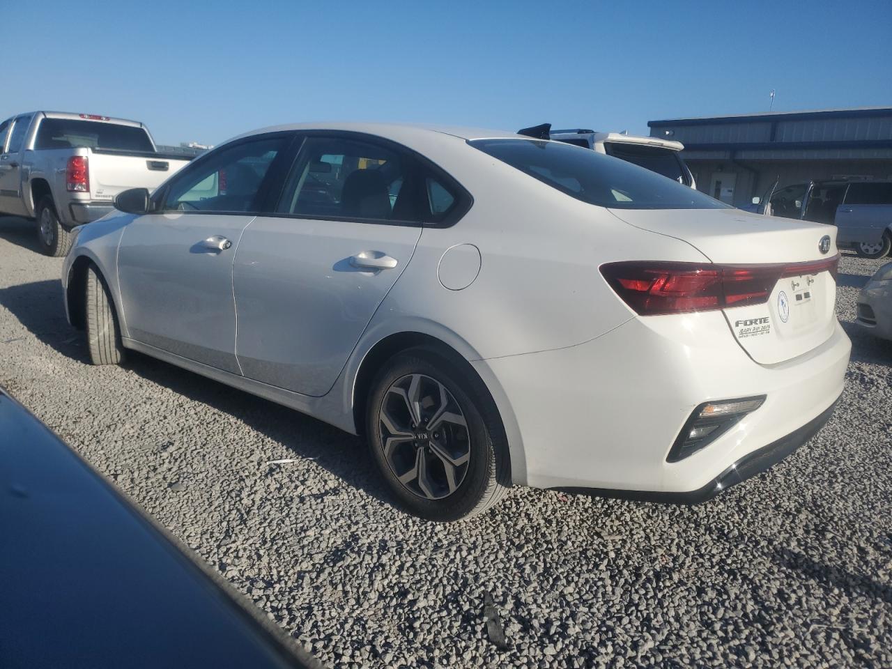 2021 Kia Forte Fe - Image 2