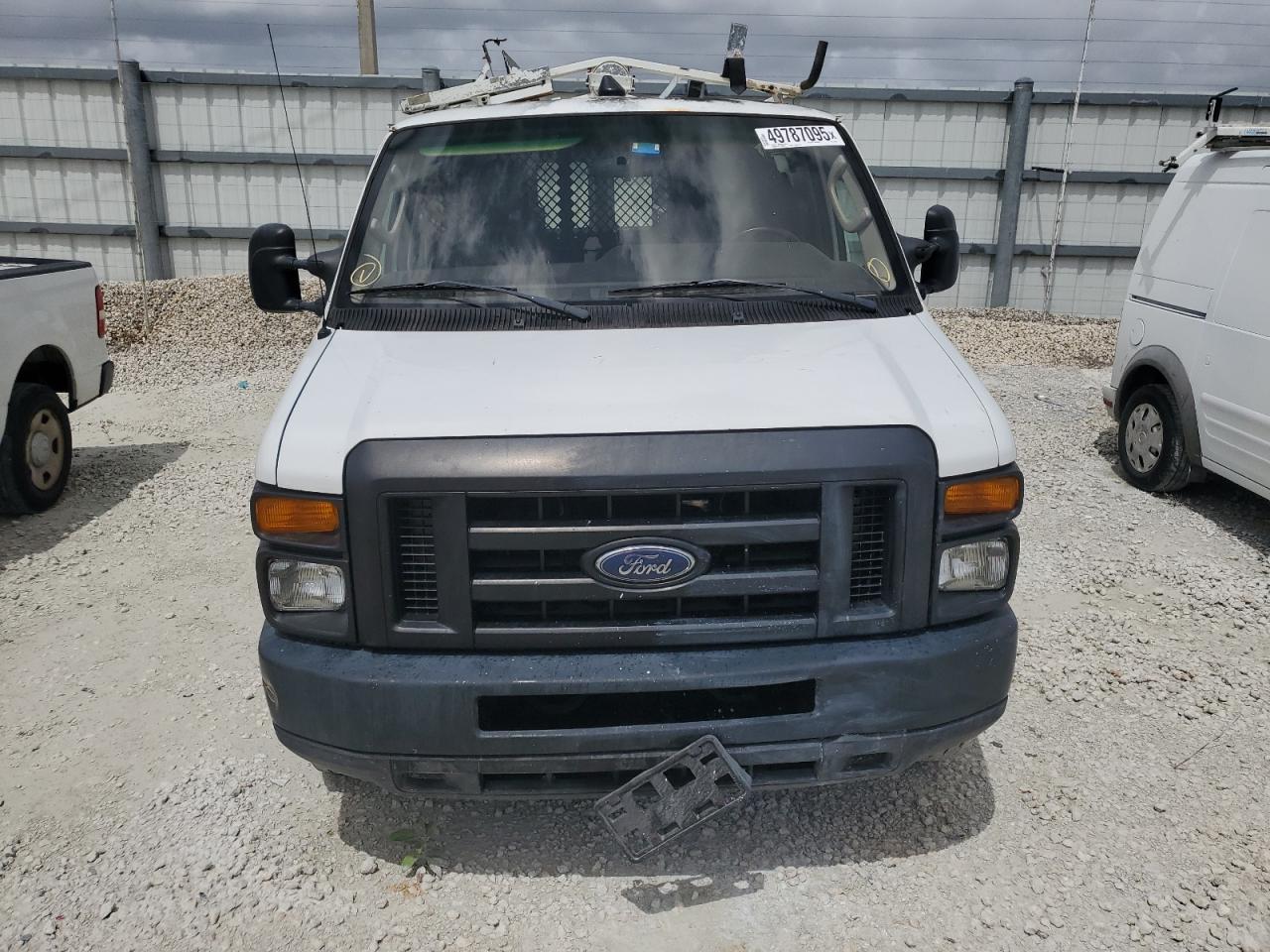 2009 Ford Econoline E350 Super Duty Van - Фото 5
