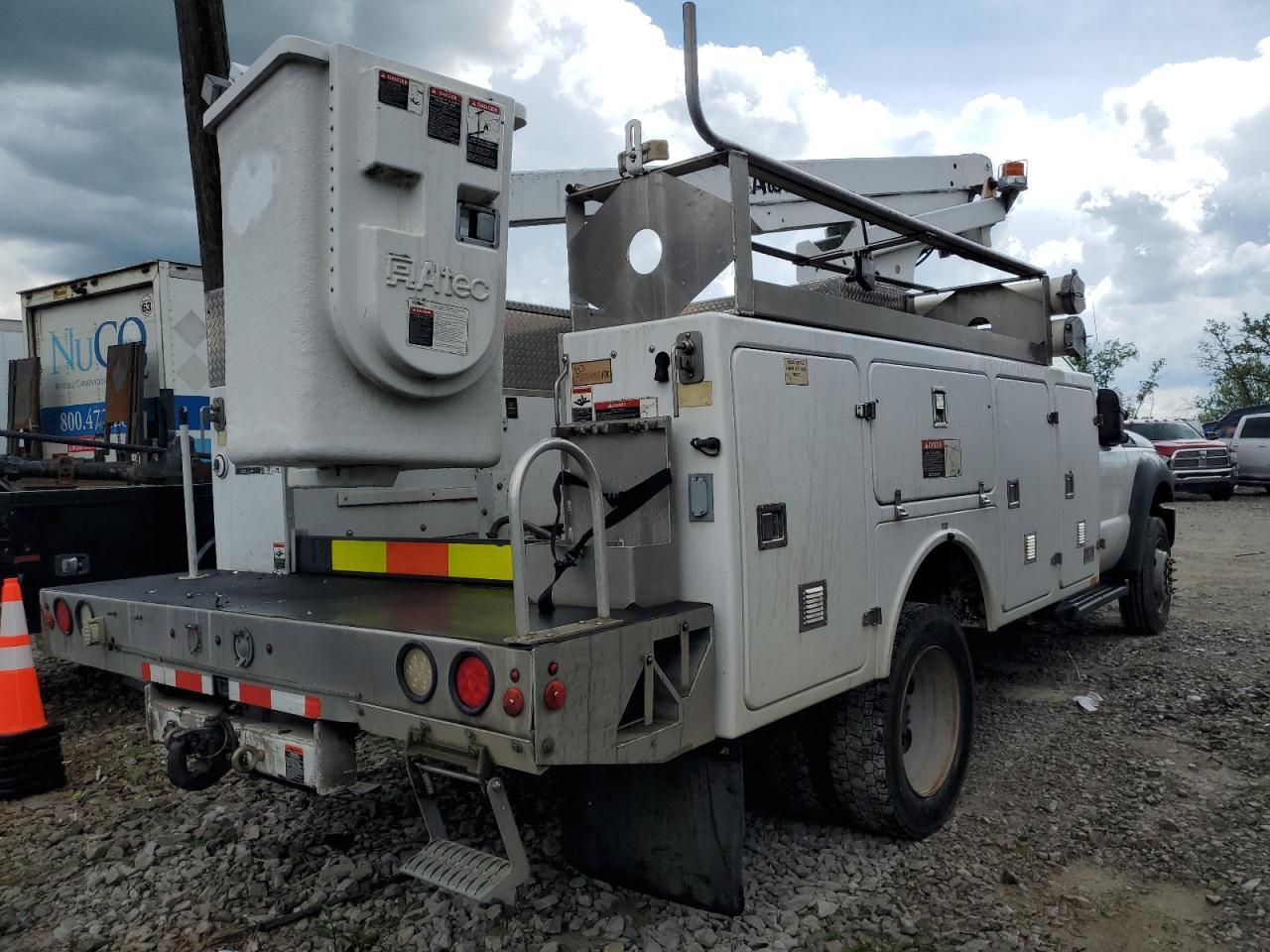 2013 Ford F450 Super Duty - Image 3