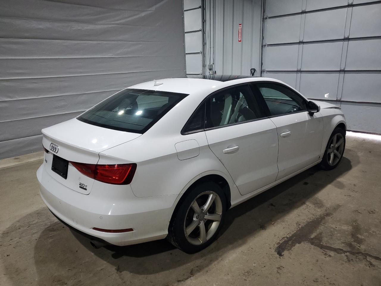 2016 Audi A3 Premium - Фото 3