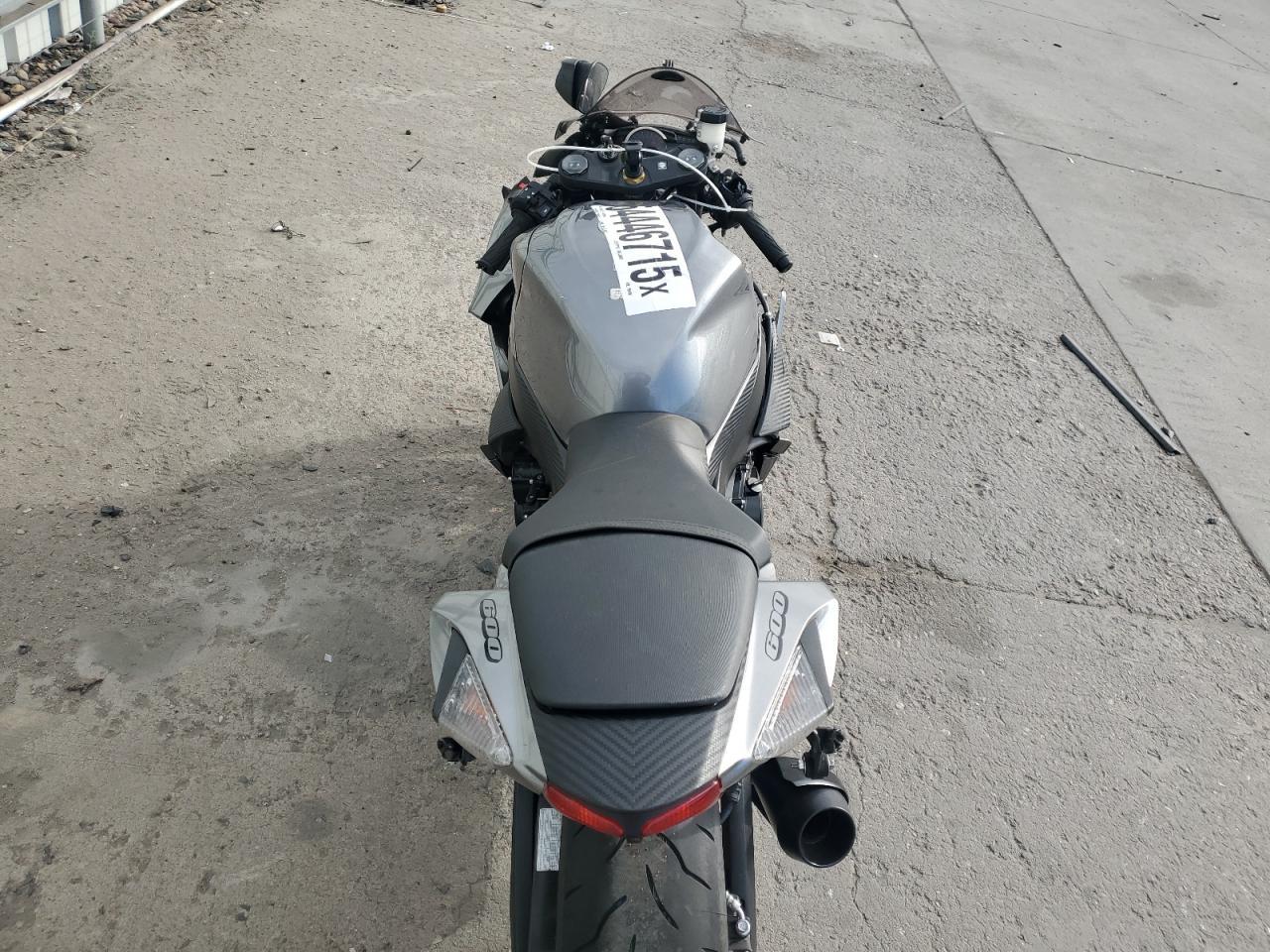 2018 Suzuki Gsx-R600 - Фото 6