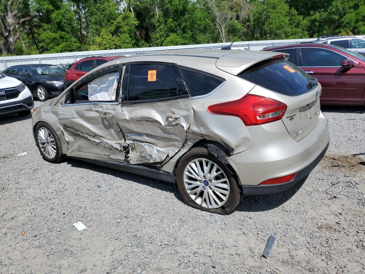 2018 Ford Focus Titanium - Image 2