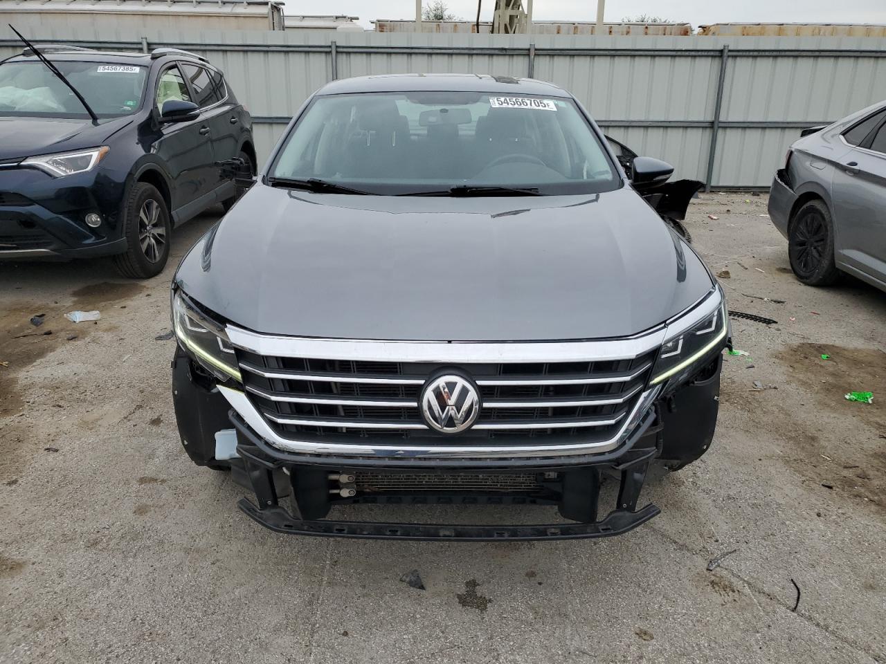 2021 Volkswagen Passat S - Image 5