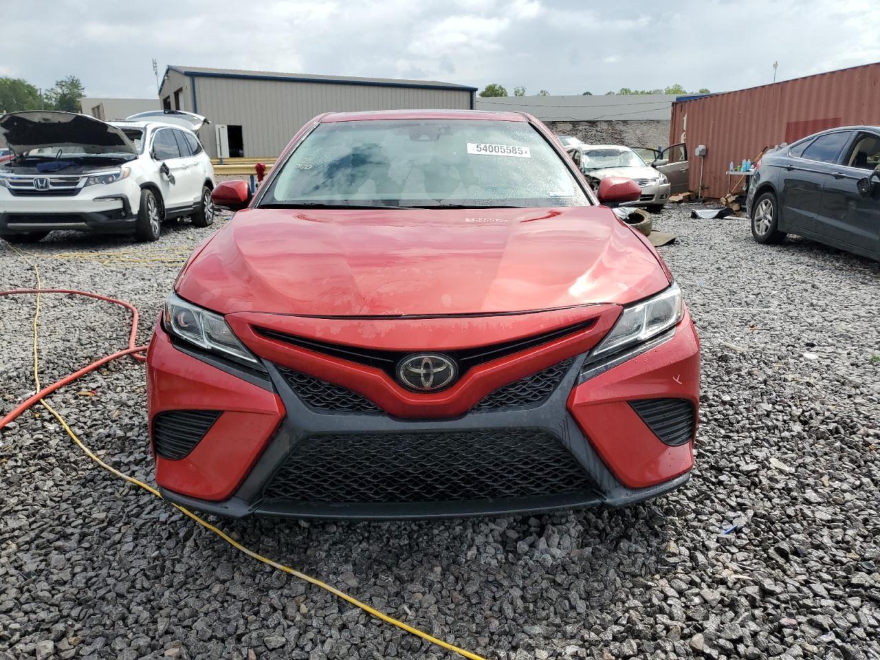 2020 Toyota Camry Se - Image 5