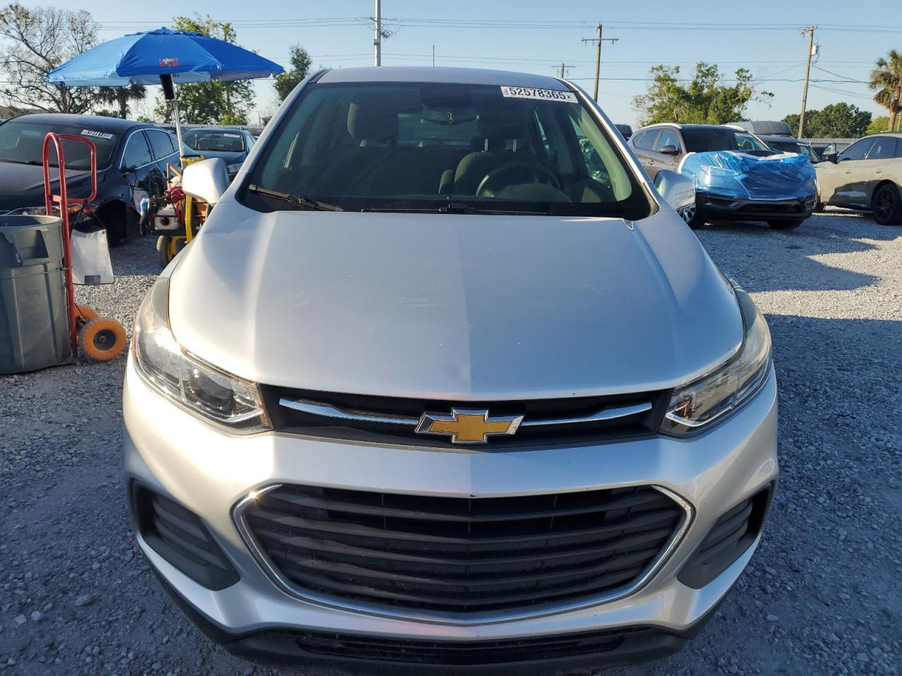 2017 Chevrolet Trax Ls - Image 5