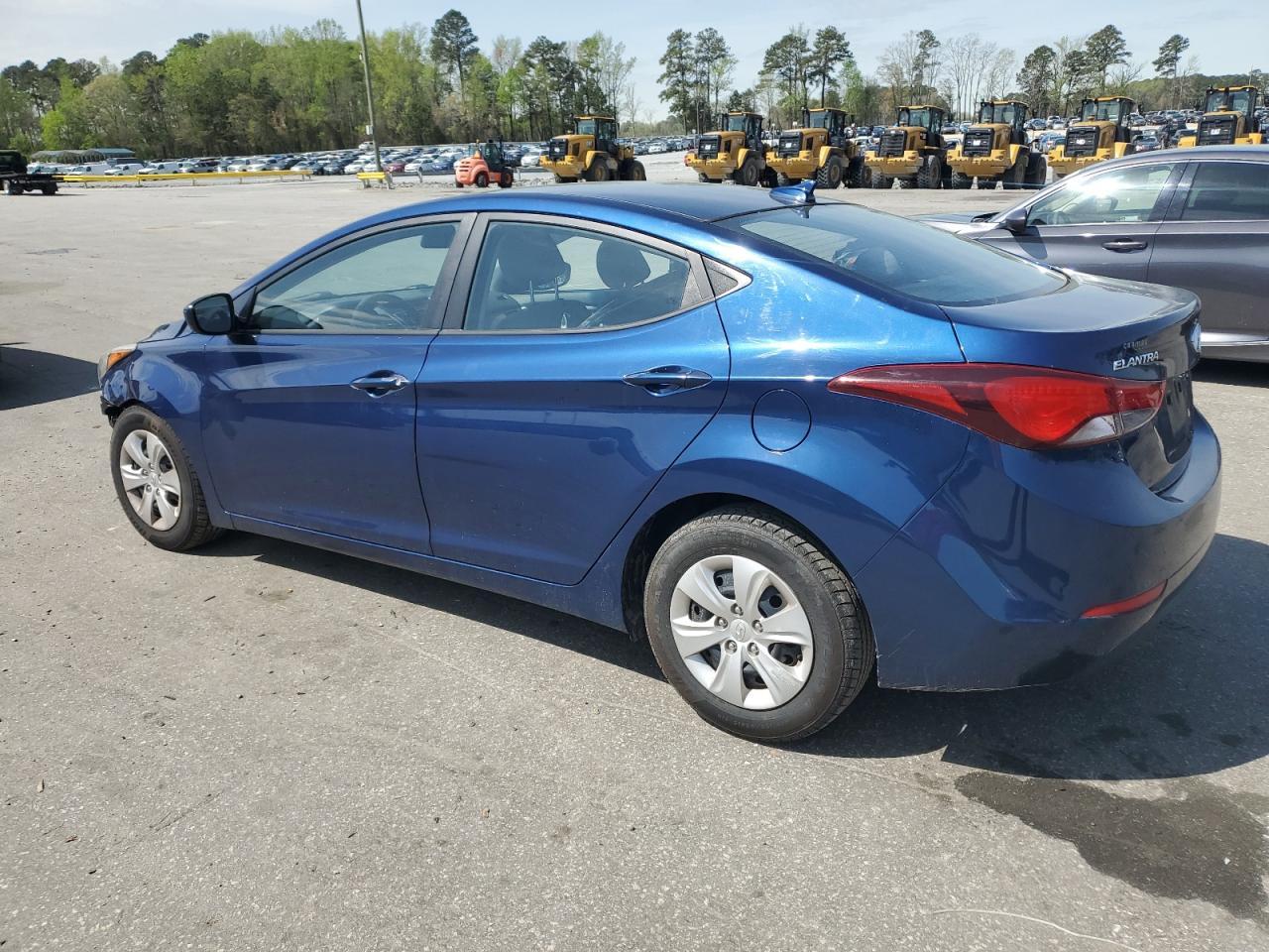 2016 Hyundai Elantra Se - Фото 2