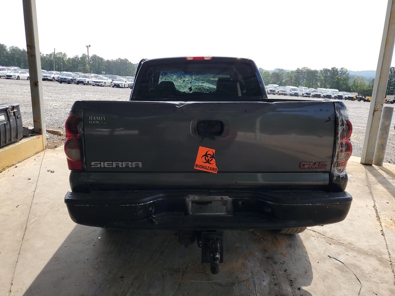 2004 Chevrolet Silverado C1500 - Image 6