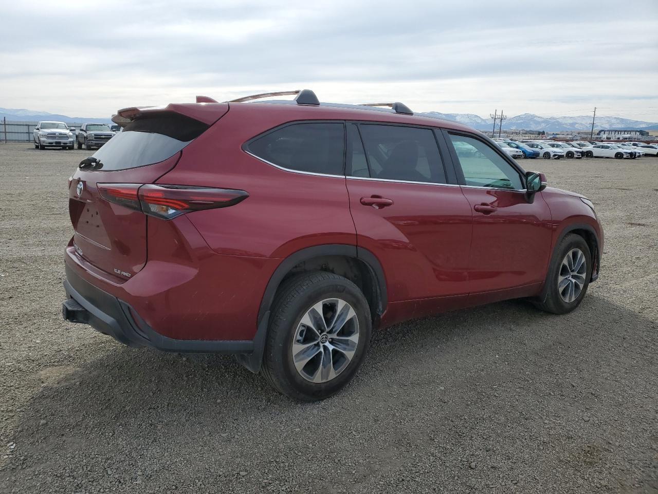 2025 Toyota Highlander Le - Фото 3