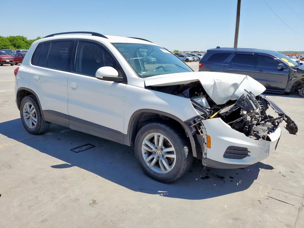 2015 Volkswagen Tiguan S - Image 4