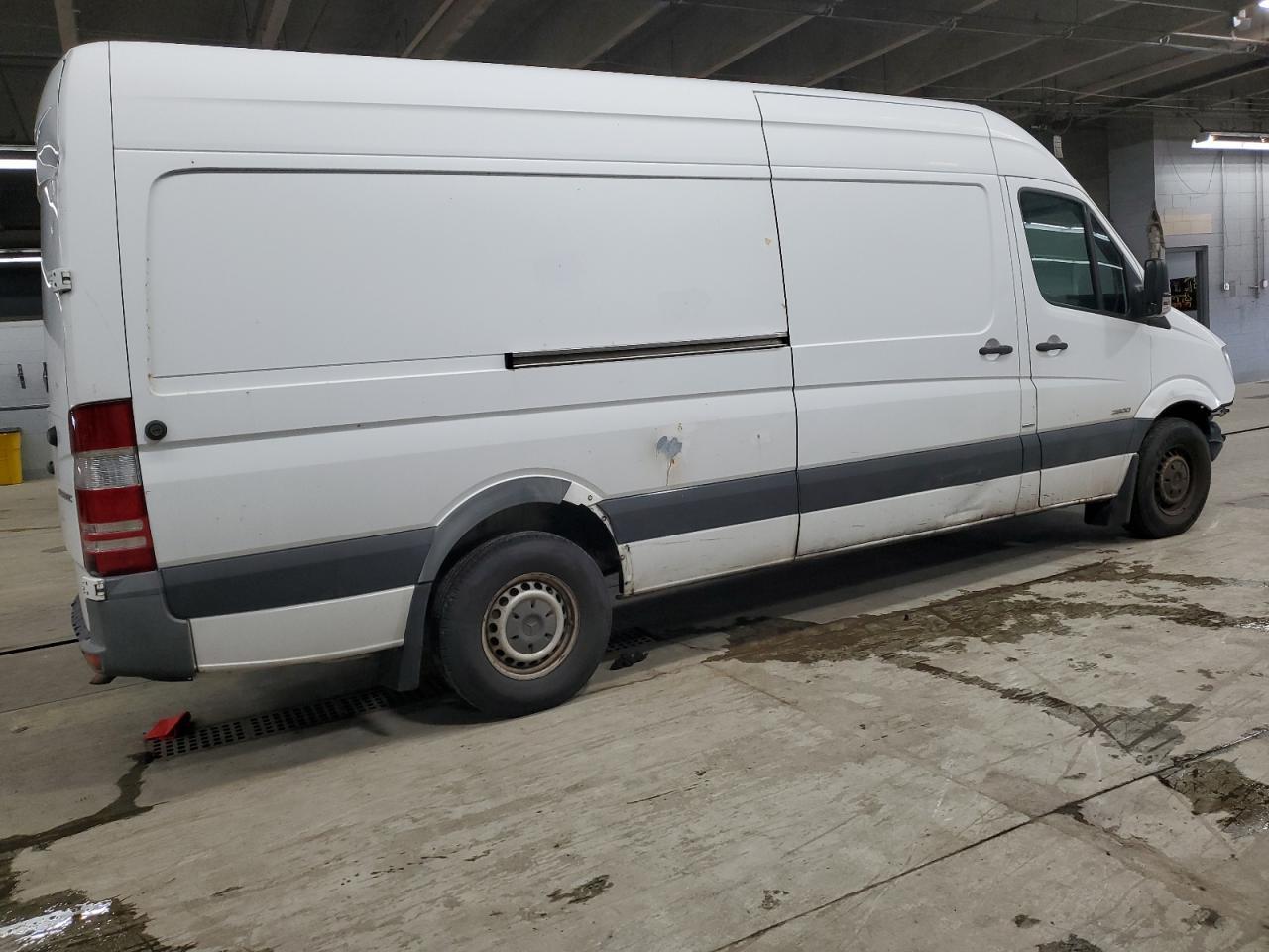 2014 Mercedes-Benz Sprinter 2500 - Image 3