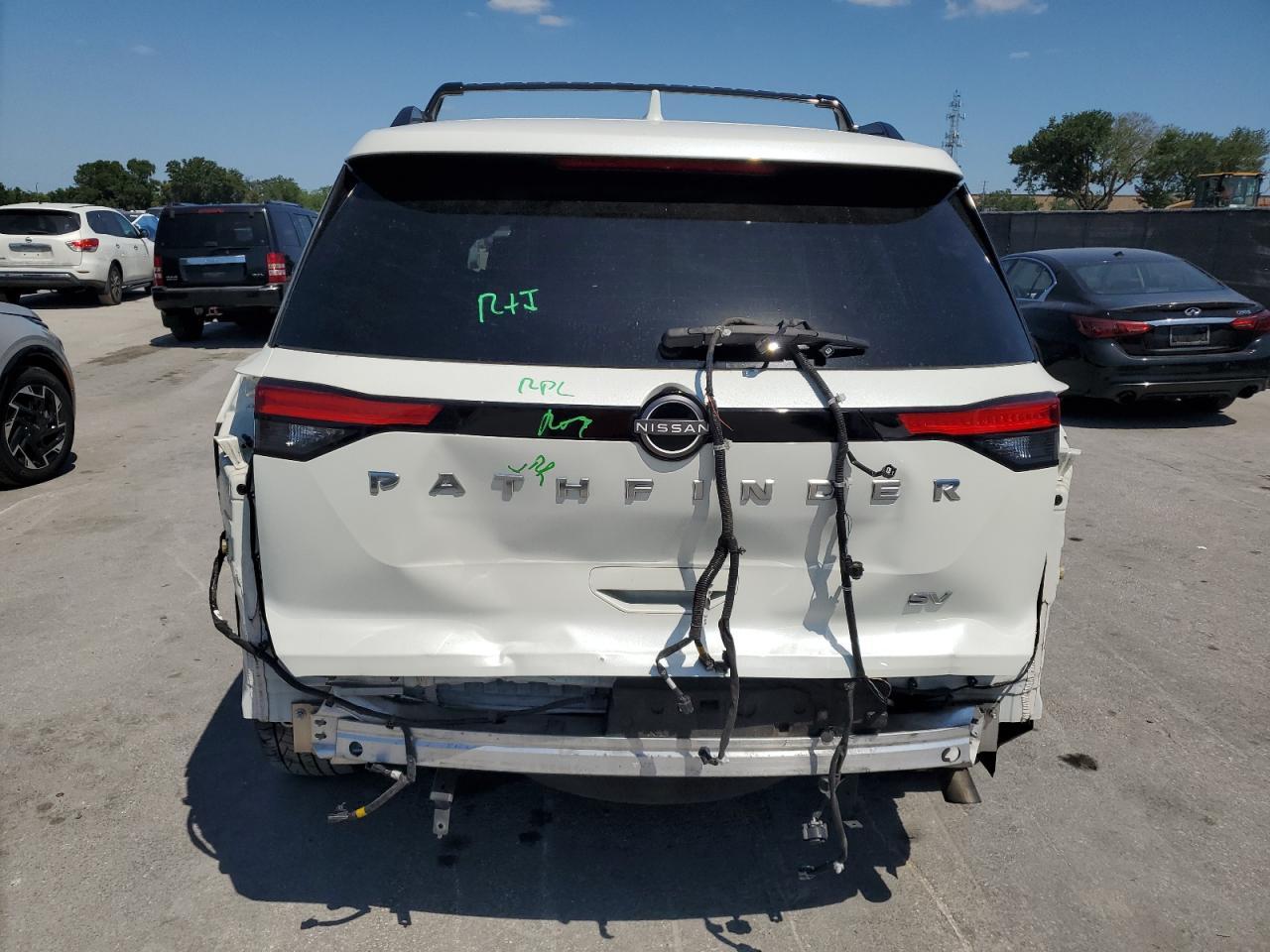 2022 Nissan Pathfinder Sv - Image 6
