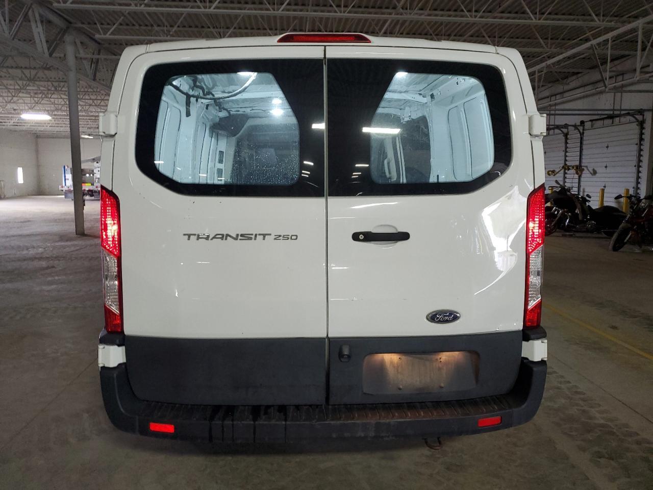 2020 Ford Transit T-250 - Фото 6