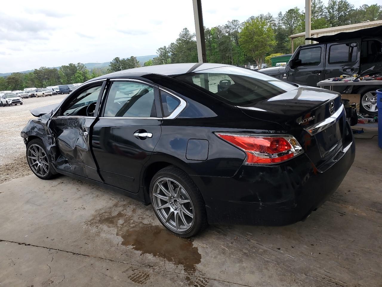 2015 Nissan Altima 2.5 - Фото 2
