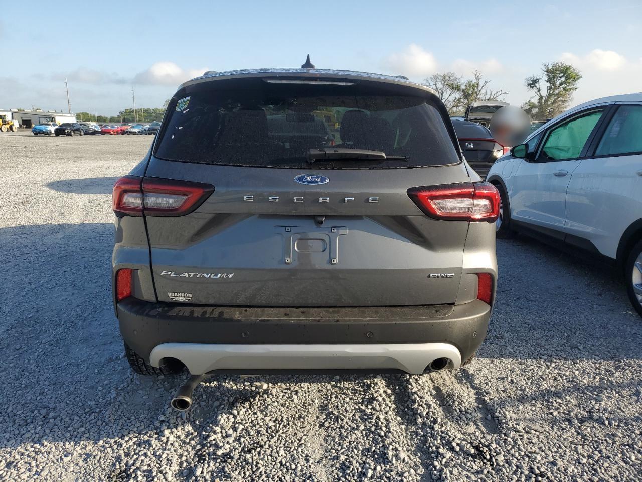 2024 Ford Escape Platinum - Image 6