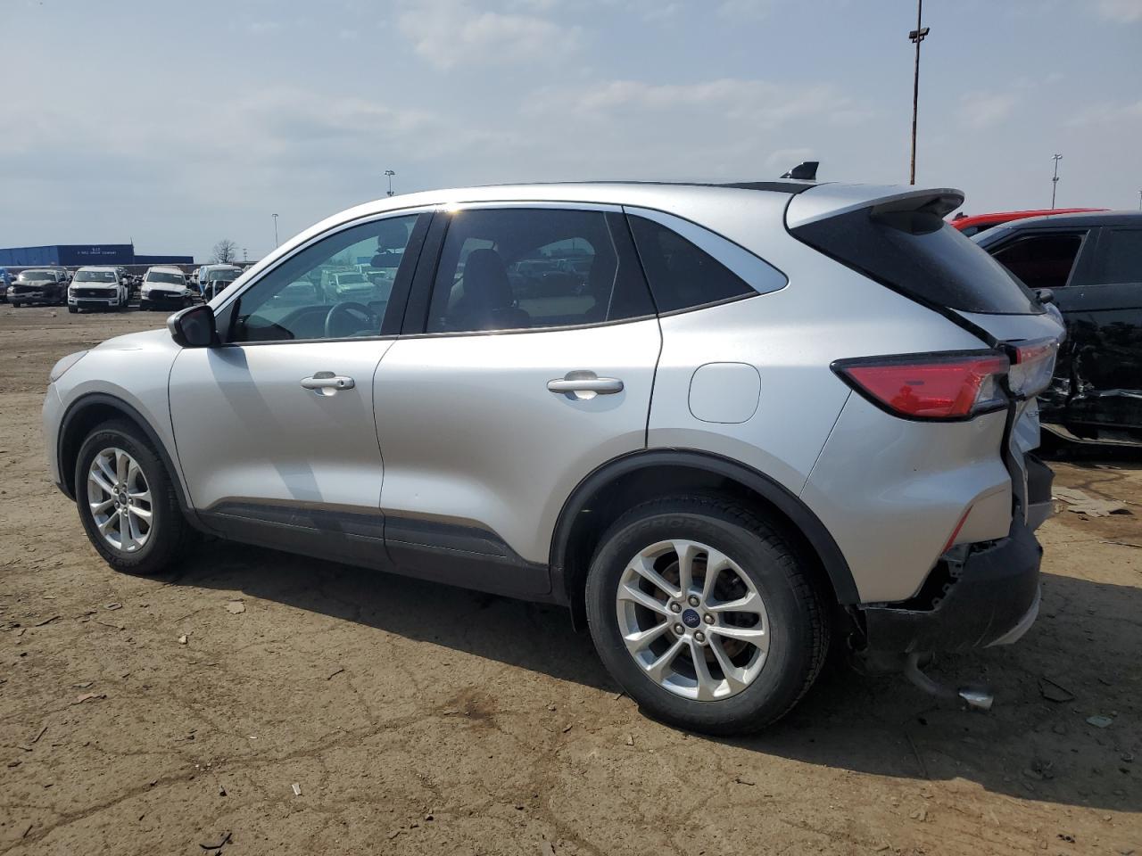 2020 Ford Escape Se - Фото 2