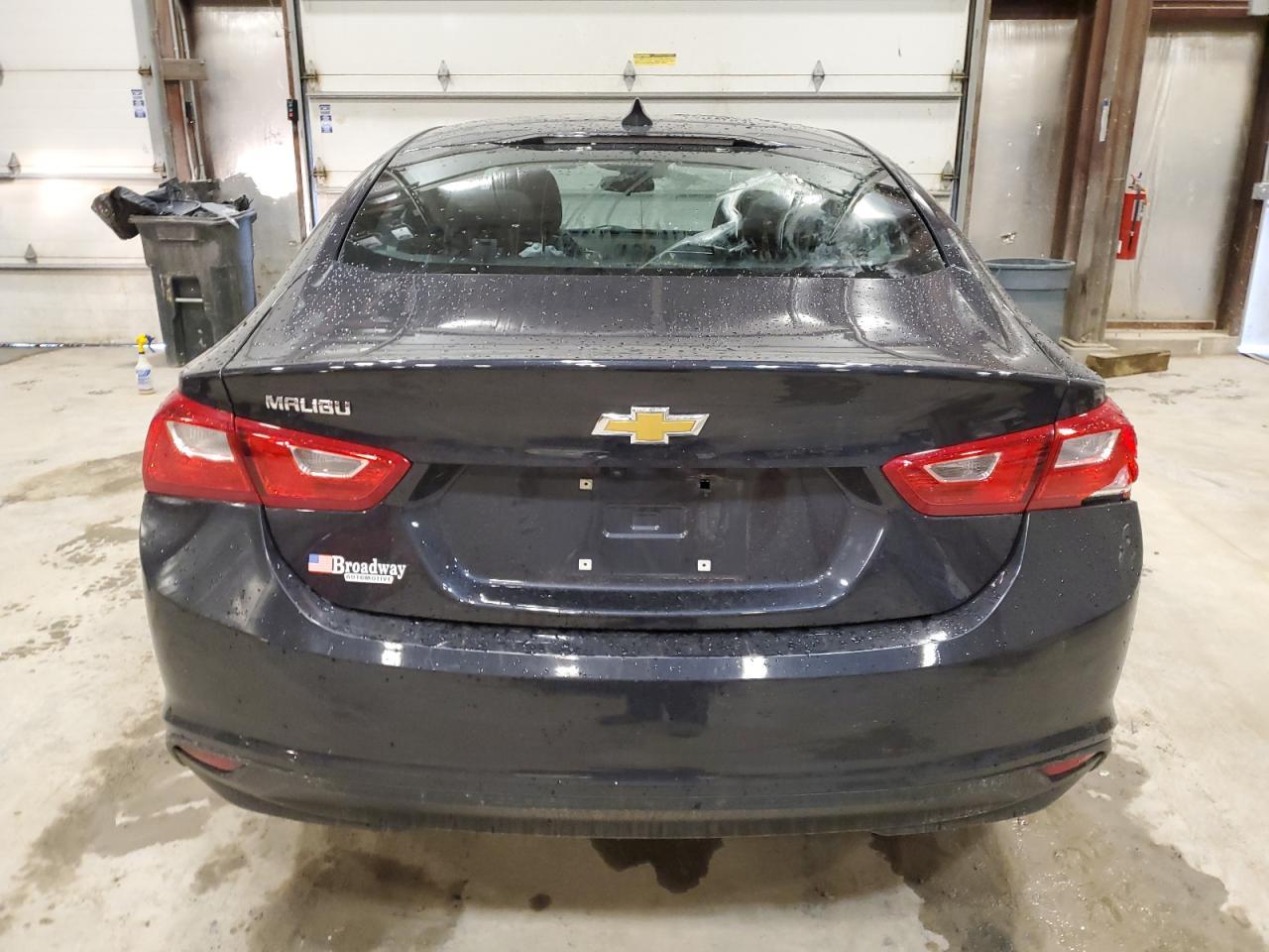 2023 Chevrolet Malibu Ls - Фото 6