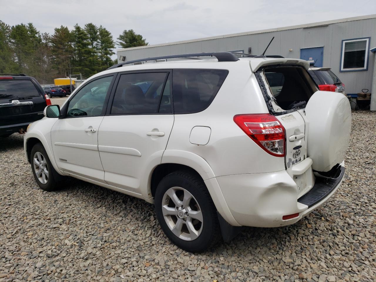 2011 Toyota Rav4 - Фото 2