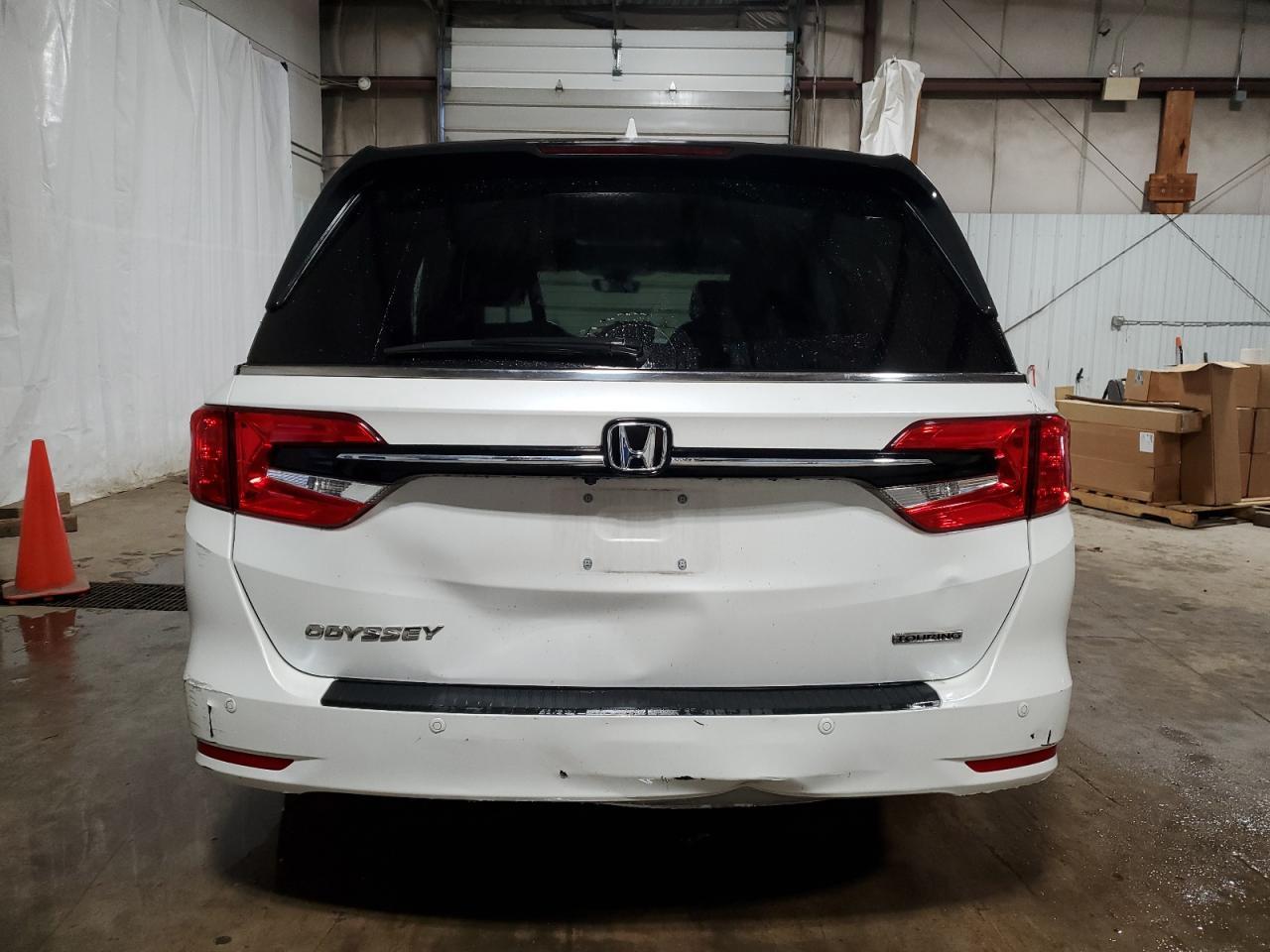 2022 Honda Odyssey Touring - Фото 6