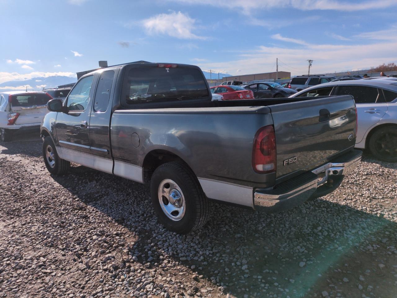 2002 Ford F150 - Image 2