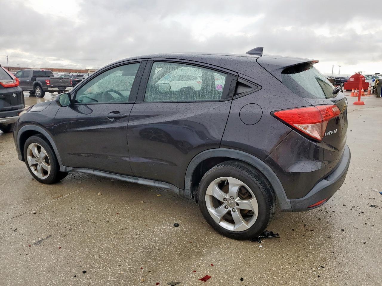 2016 Honda Hr-V Lx - Image 2