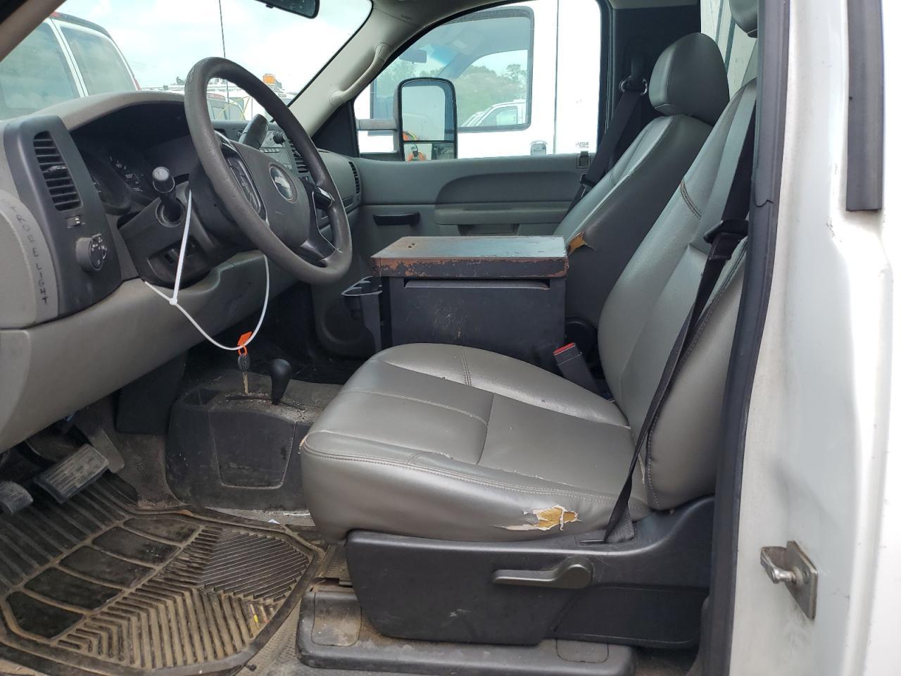 2013 Chevrolet Silverado K1500 - Image 7