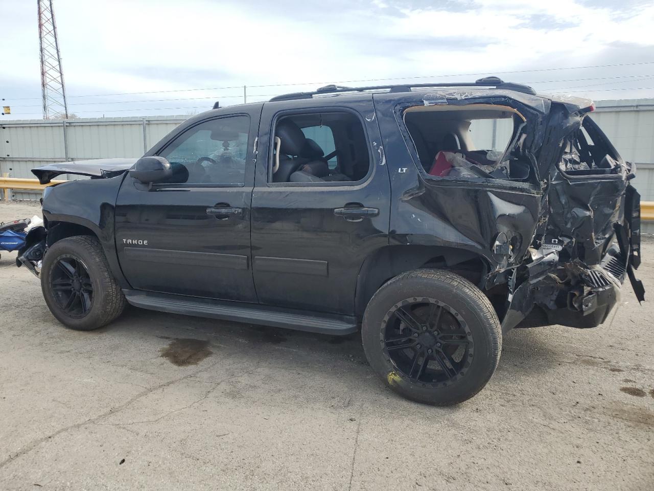 2013 Chevrolet Tahoe K1500 Lt - Фото 2