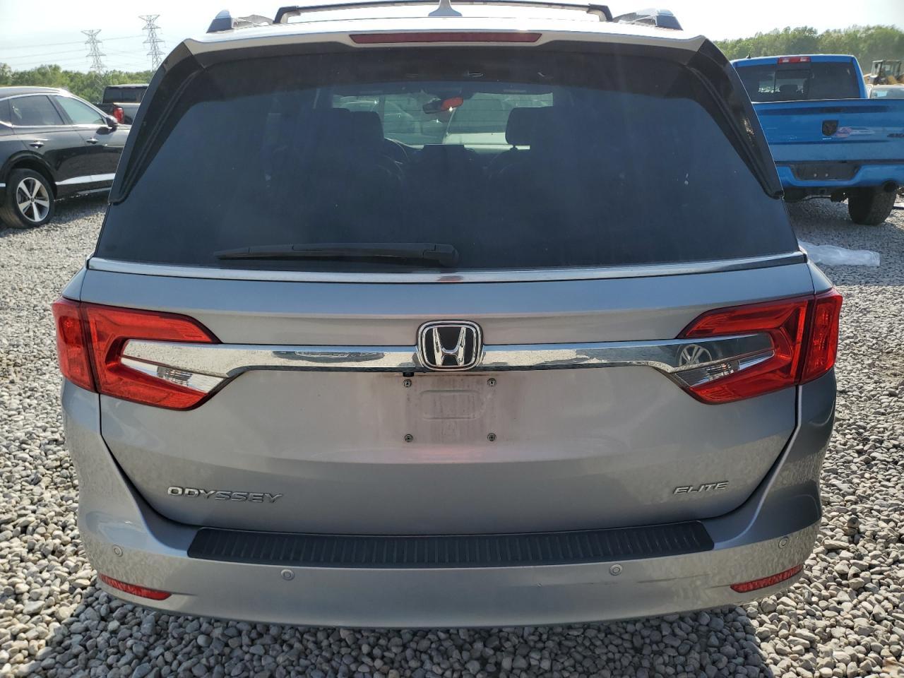 2018 Honda Odyssey Elite - Фото 6