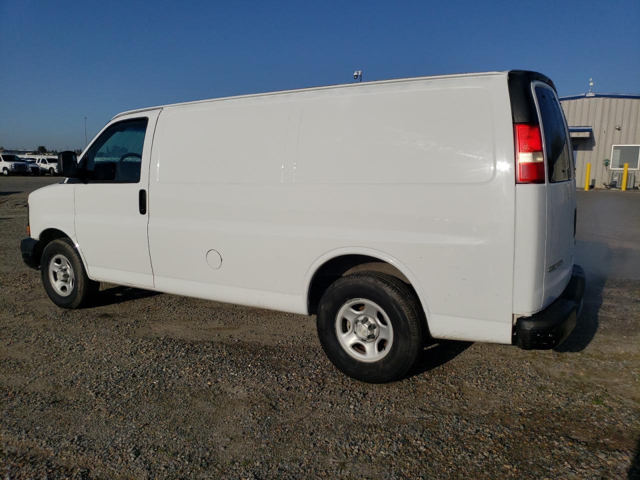2006 Chevrolet Express G1500 - Фото 2