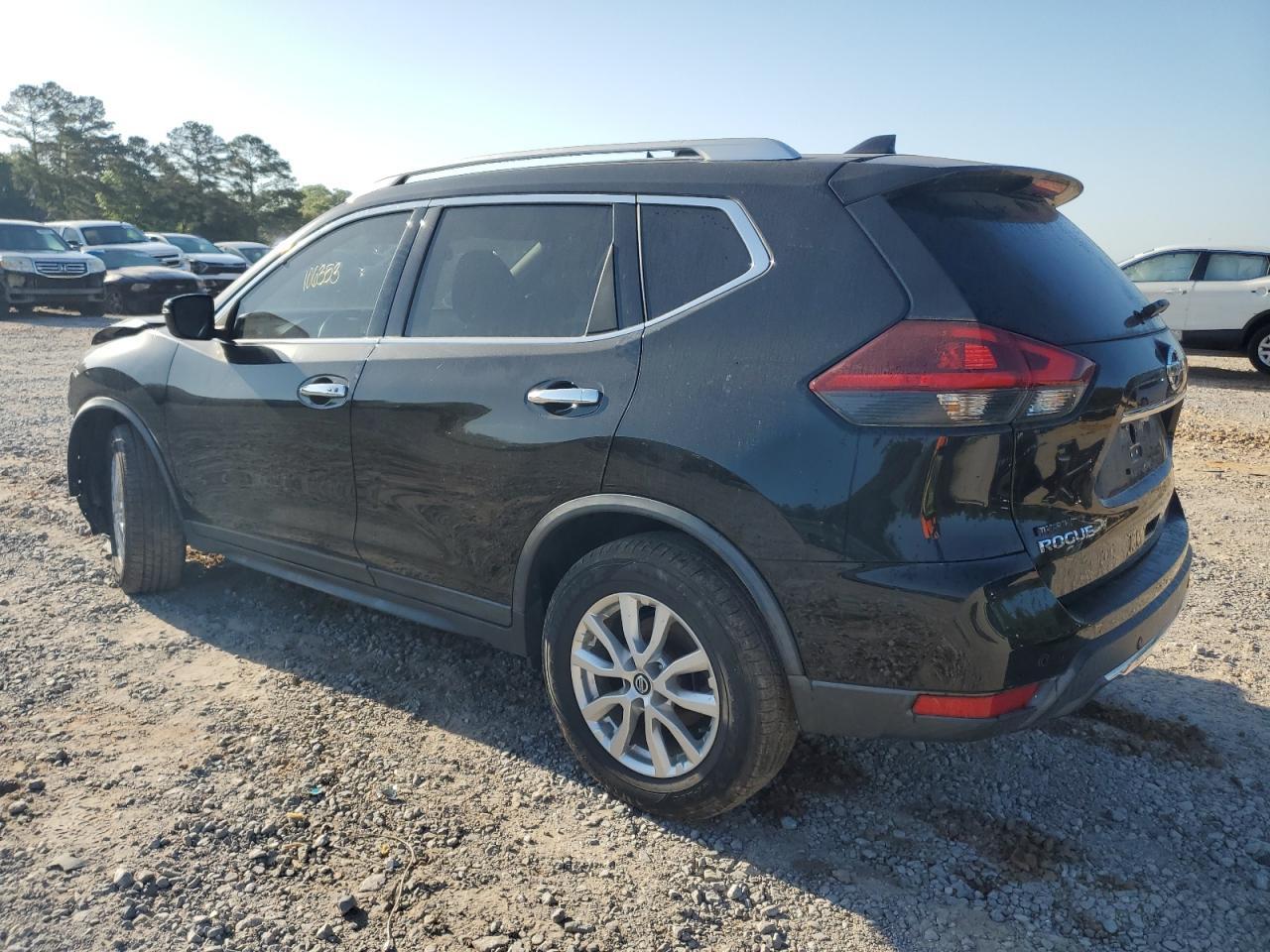 2019 Nissan Rogue S - Фото 2