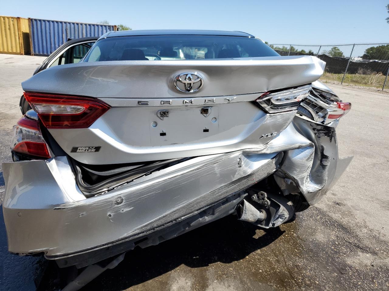 2018 Toyota Camry Xle - Image 6