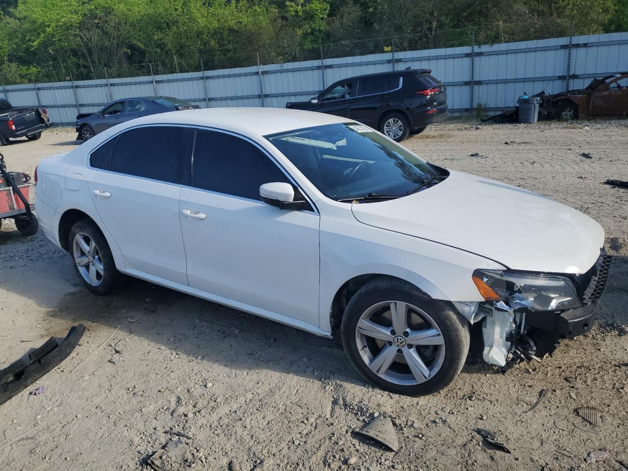 2015 Volkswagen Passat S - Фото 4