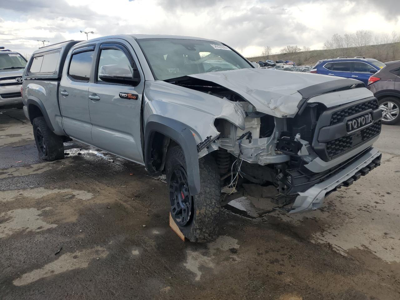 2018 Toyota Tacoma Double Cab - Фото 4