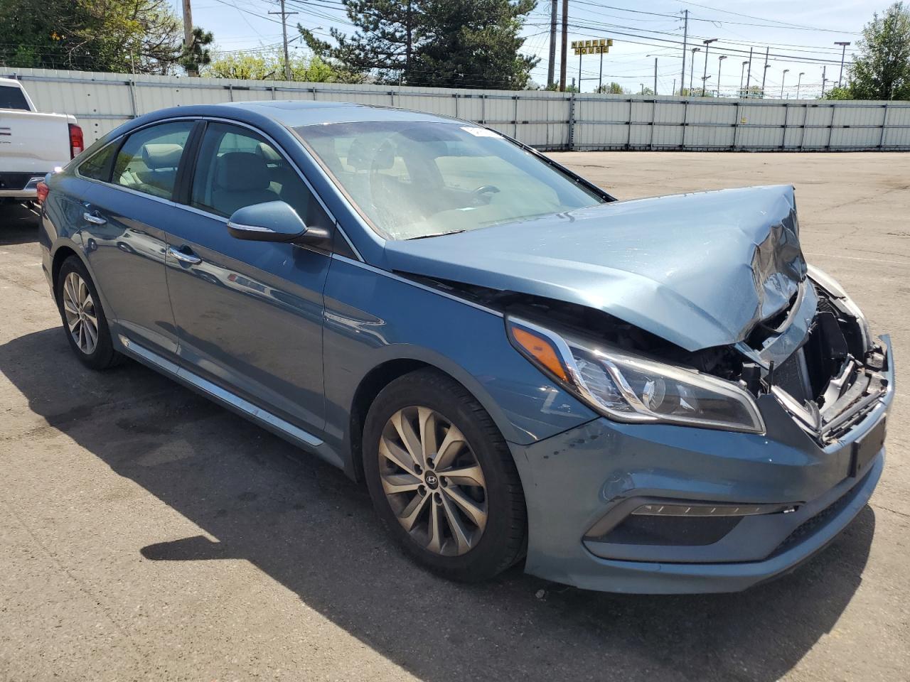 2017 Hyundai Sonata Sport - Image 4