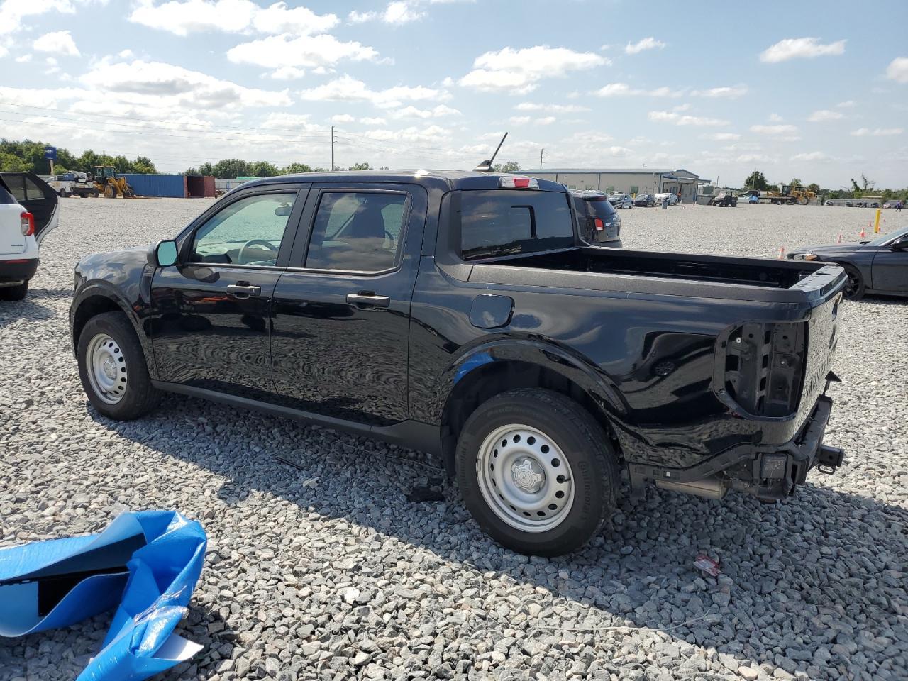 2022 Ford Maverick Xl - Image 2