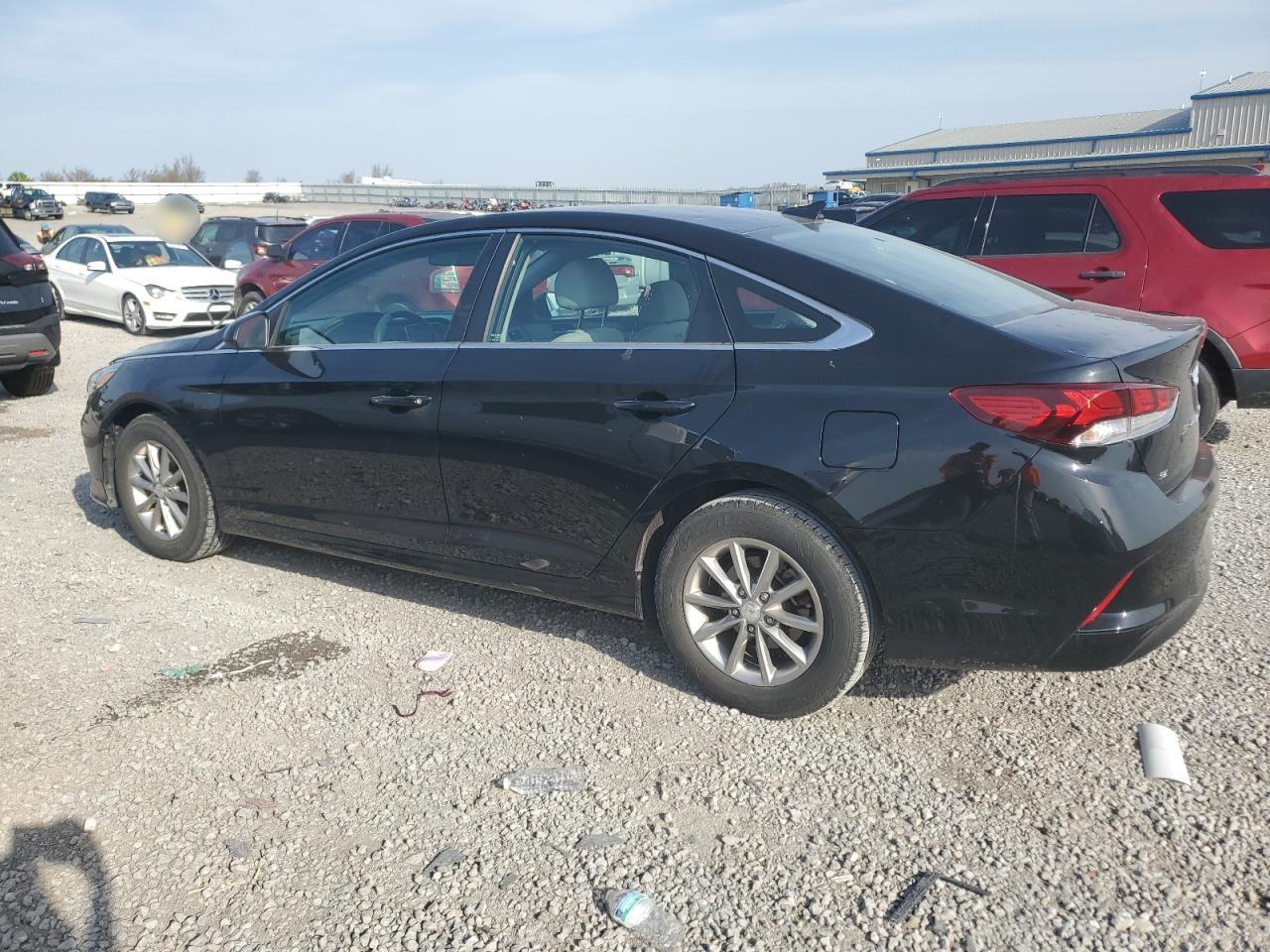 2018 Hyundai Sonata Se - Фото 2