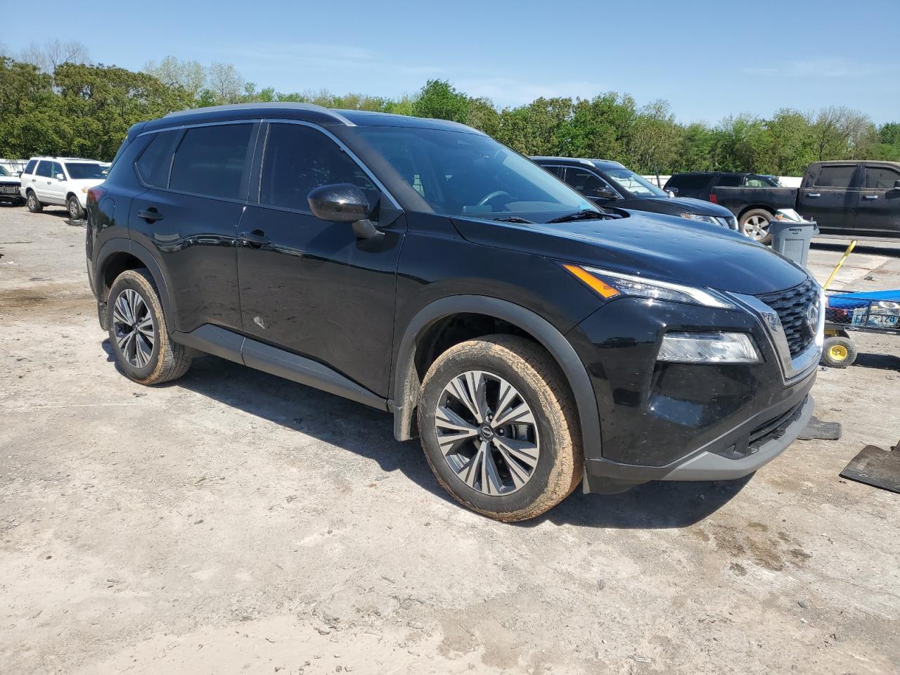 2023 Nissan Rogue Sv - Image 4