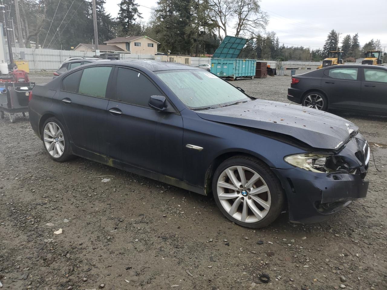 2011 BMW 535 I - Фото 4