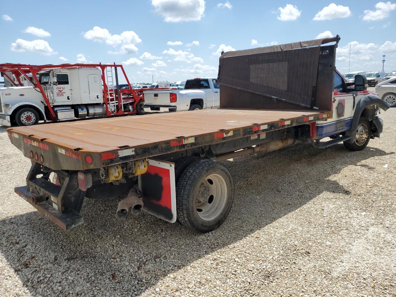 2019 Ford F550 Super Duty - Image 3