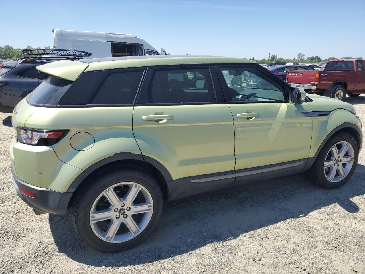 2013 Land Rover Range Rover Evoque Pure Premium - Image 3