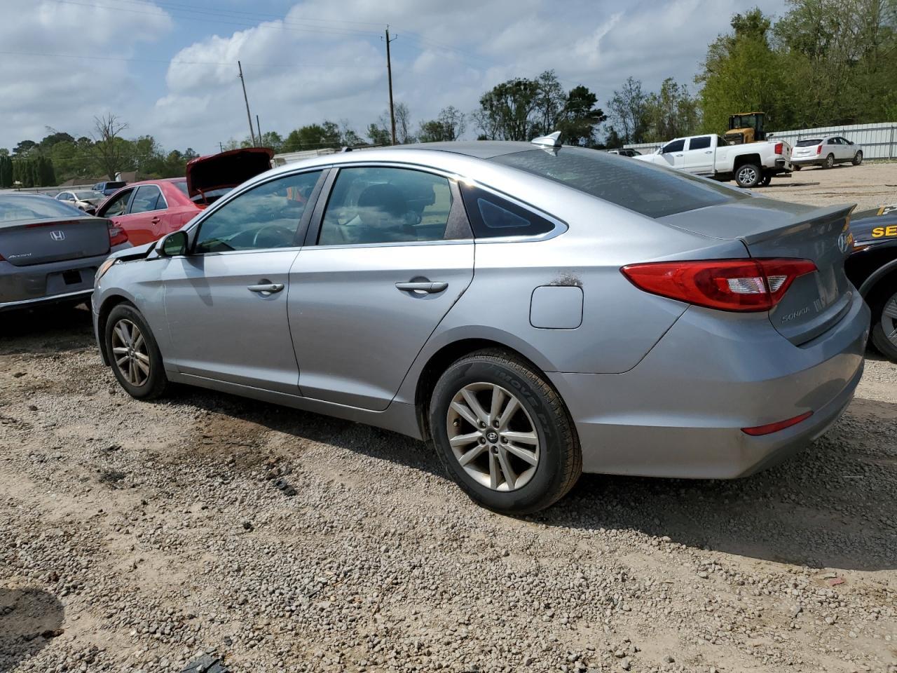 2015 Hyundai Sonata Se - Фото 2