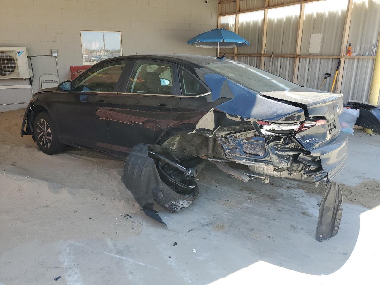 2024 Volkswagen Jetta S - Фото 2