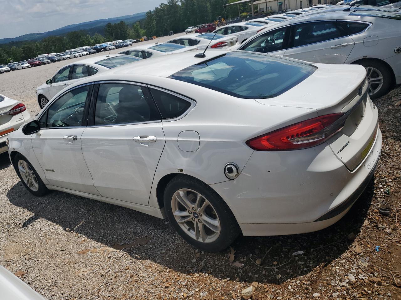 2018 Ford Fusion Se Hybrid - Image 2