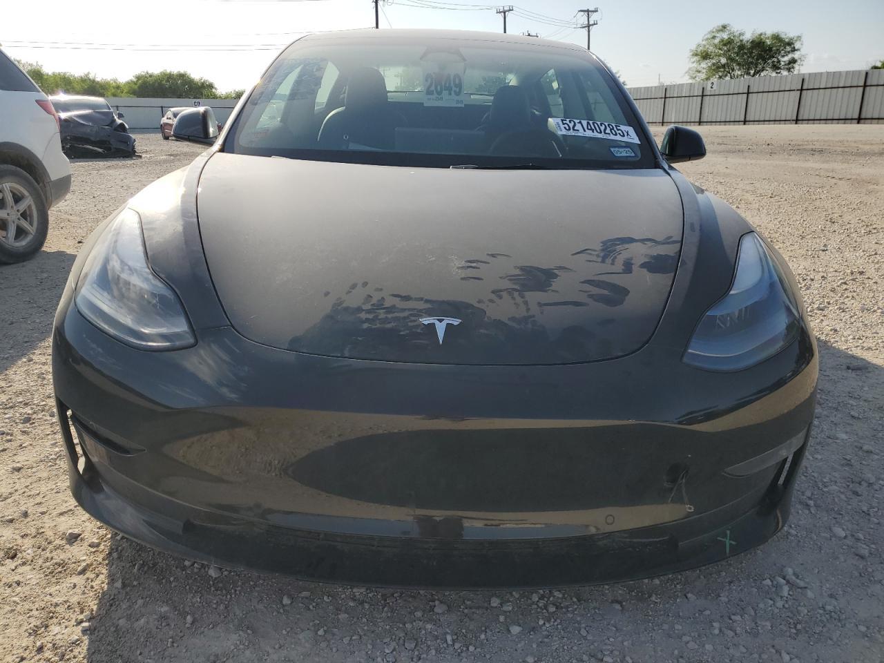 2022 Tesla Model 3 - Image 5