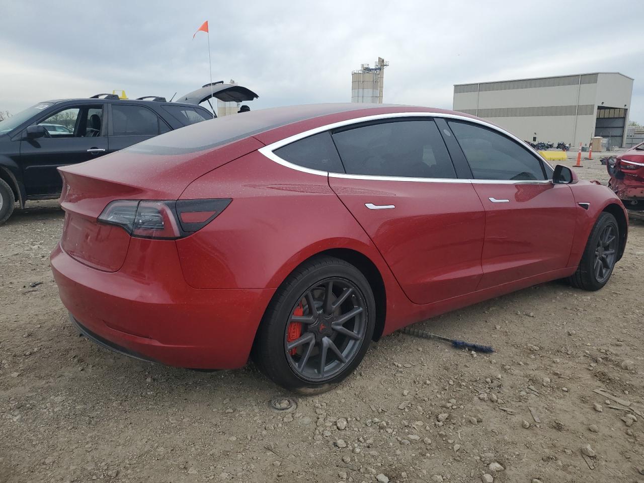 2018 Tesla Model 3 - Image 3
