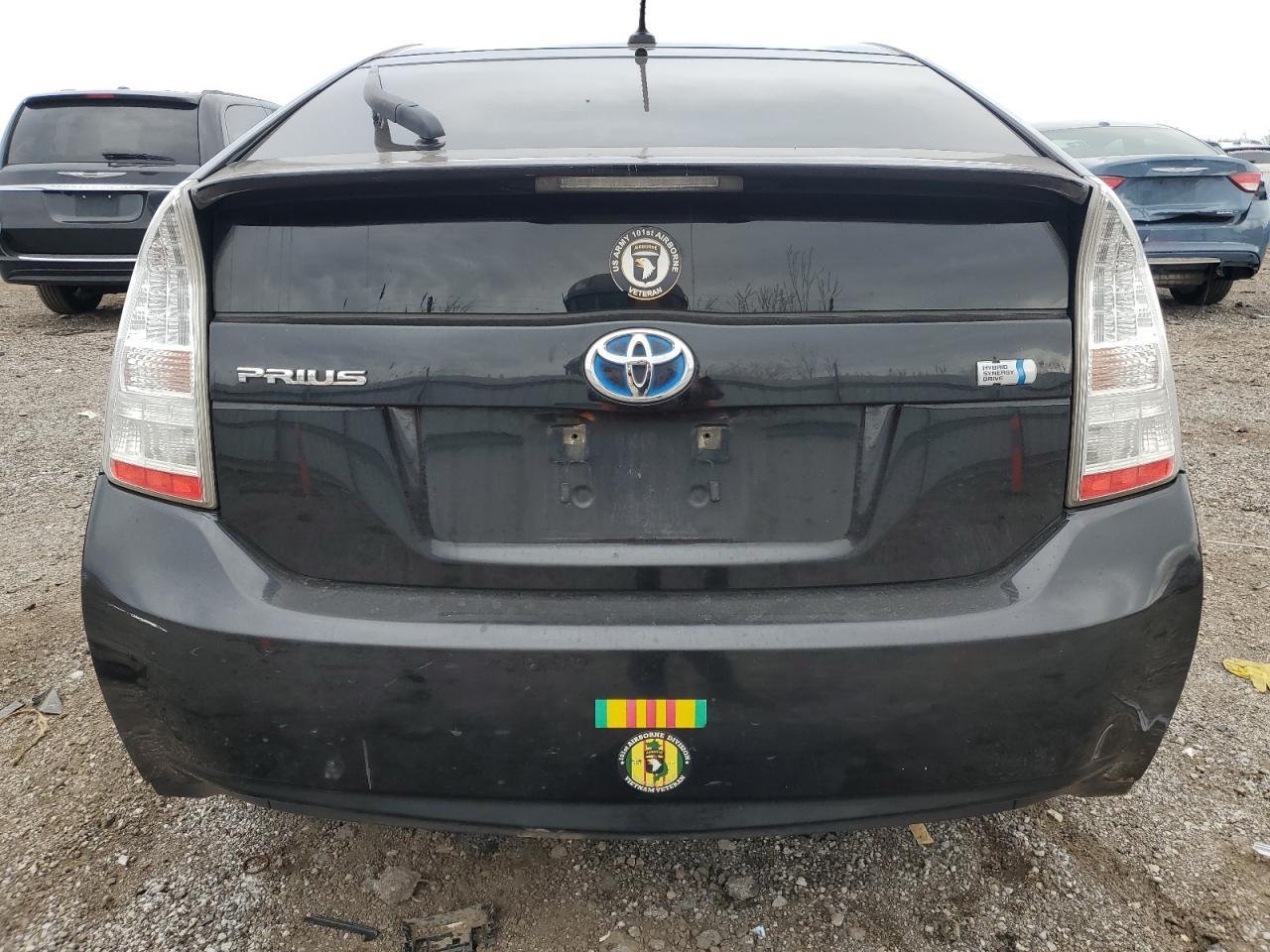 2011 Toyota Prius - Image 6