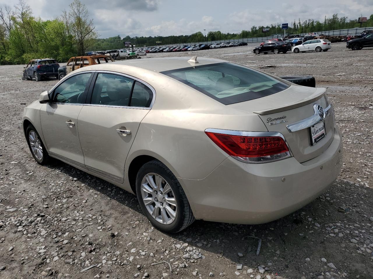 2012 Buick Lacrosse Convenience - Фото 2